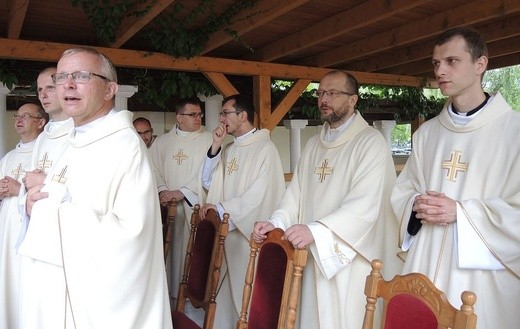 26. Piesza Pielgrzymka Bielsko-Żywiecka na Jasną Górę - Msza św. w Hałcnowie