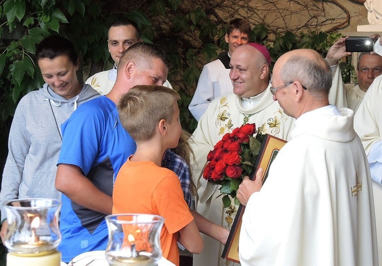 26. Piesza Pielgrzymka Bielsko-Żywiecka na Jasną Górę - Msza św. w Hałcnowie