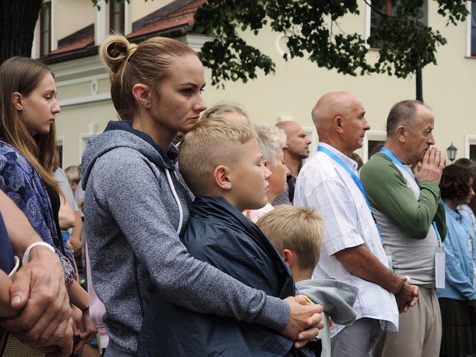 26. Piesza Pielgrzymka Bielsko-Żywiecka na Jasną Górę - Msza św. w Hałcnowie