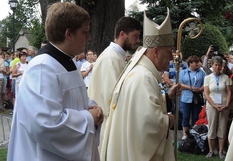 26. Piesza Pielgrzymka Bielsko-Żywiecka na Jasną Górę - Msza św. w Hałcnowie