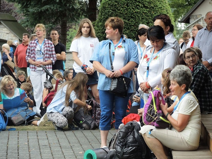 26. Piesza Pielgrzymka Bielsko-Żywiecka na Jasną Górę - Msza św. w Hałcnowie