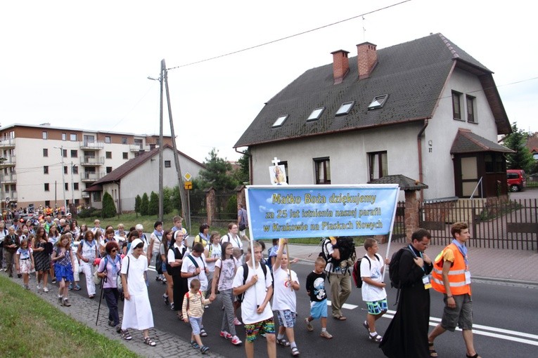 Piaski Nowe w drodze Jasna Górę