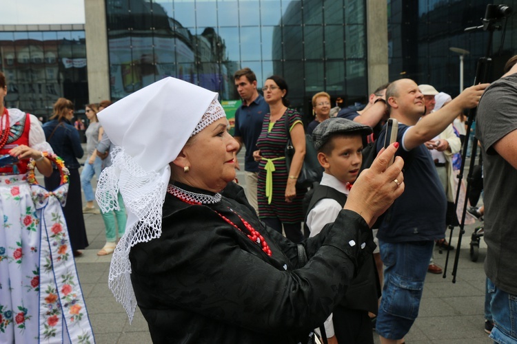 Spotkanie w strojach śląskich w Katowicach