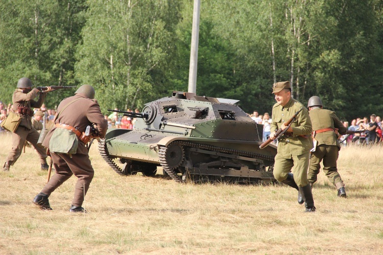 VIII Piknik Militarny w Bliźnie