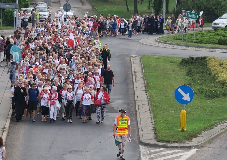 Wyjście pielgrzymki w obiektywie Jana Waćkowskiego