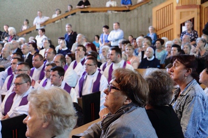 Uroczystości pogrzebowe śp. ks. Marka Leśniaka - Arka Pana