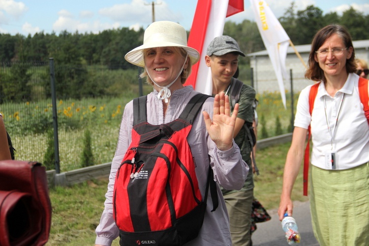 "Siedemnastki" w Lewiczynie. Pielgrzymkowy ślub