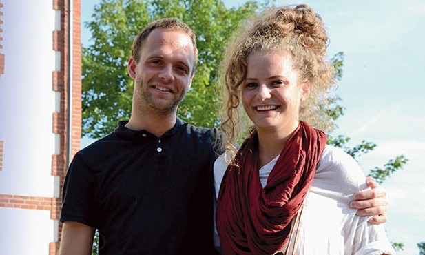 Narzeczeni Wiktoria Snela i Paweł Koenigsberg.