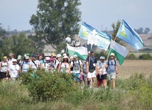 W 37. Pieszej Pielgrzymce Głogowskiej na Jasną górę w czterech grupach szło 200 pątników.