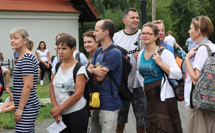 Postój pielgrzymów w Pisarzowicach - 2017