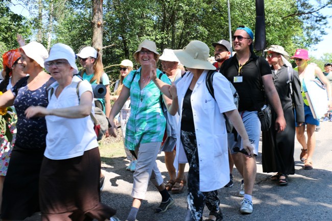 Kolumna radomska trzeci dzień w drodze