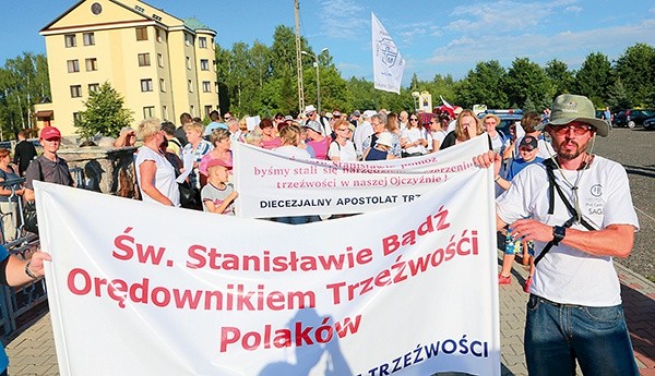 W marszu wzięło udział ponad 100 osób. 