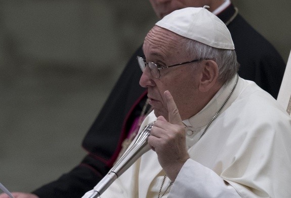 Watykan wyjaśnia: Para gejów nie otrzymała od papieża listu popierającego ich związek