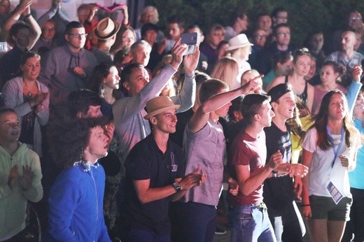 Gospel z Łękawicy dla pielgrzymów - w Trzebini Sierszy
