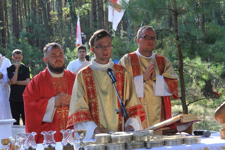 Pielgrzymka. Msza św. we Florentynowie