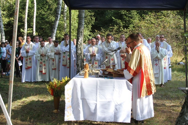 Pielgrzymka. Msza św. we Florentynowie