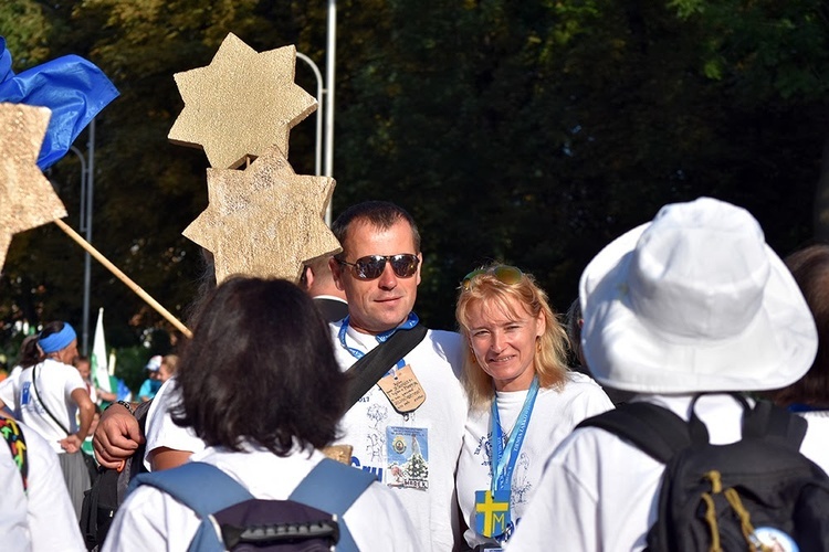 Wejście XIV Pieszej Pielgrzymki Diecezji Świdnickiej na Jasną Górę