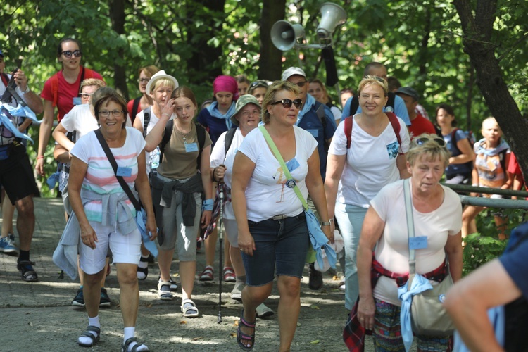 34. pielgrzymka z Oświęcimia na Jasną Górę - w Gołonogu - 2017