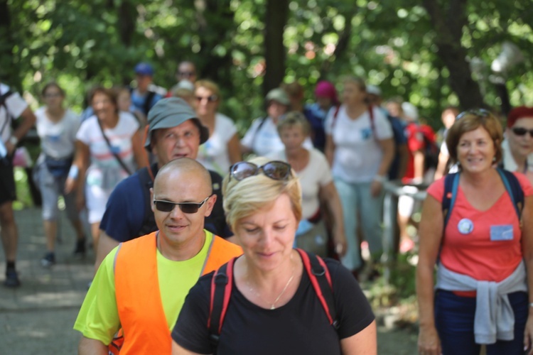 34. pielgrzymka z Oświęcimia na Jasną Górę - w Gołonogu - 2017