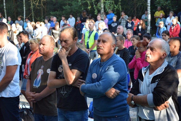 IV dzień ŁPPM - Msza św. w Małczu