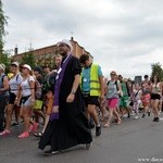 Kolumna opoczyńska w drodze na Jasną Górę