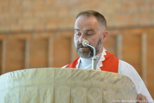 Kolumna opoczyńska w drodze na Jasną Górę