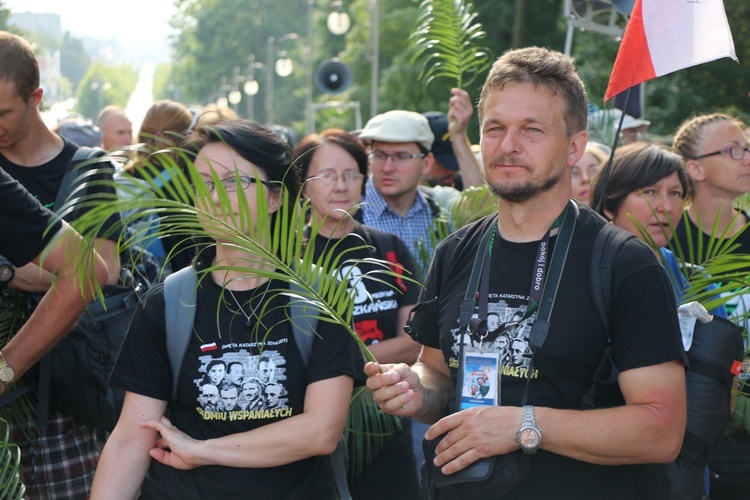 Wejście Pieszej Pielgrzymki Wrocławskiej na Jasną Górę cz.1