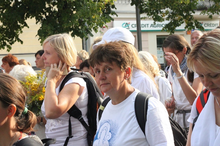 Wejście Pieszej Pielgrzymki Wrocławskiej na Jasną Górę cz. 2