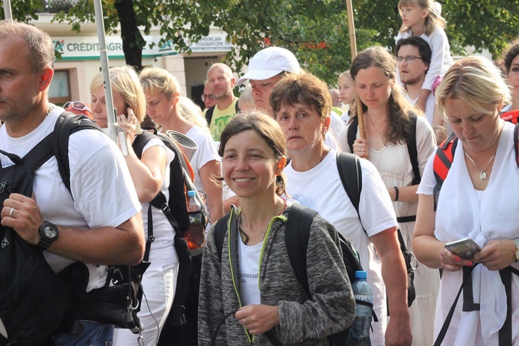 Wejście Pieszej Pielgrzymki Wrocławskiej na Jasną Górę cz. 2