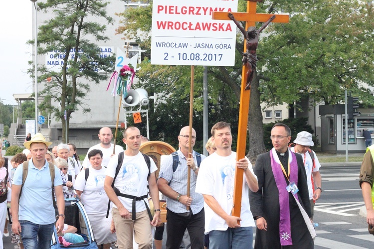 Wejście Pieszej Pielgrzymki Wrocławskiej na Jasną Górę cz. 2