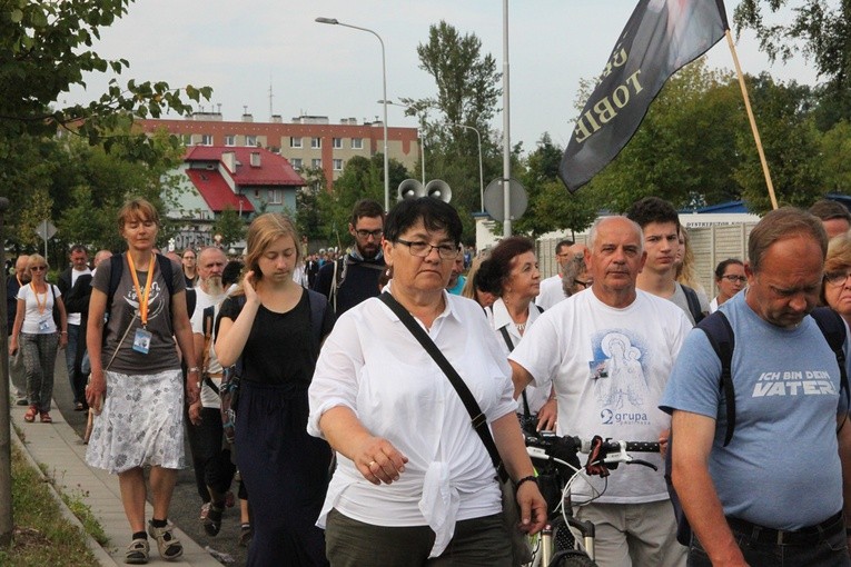 Wejście Pieszej Pielgrzymki Wrocławskiej na Jasną Górę cz. 2