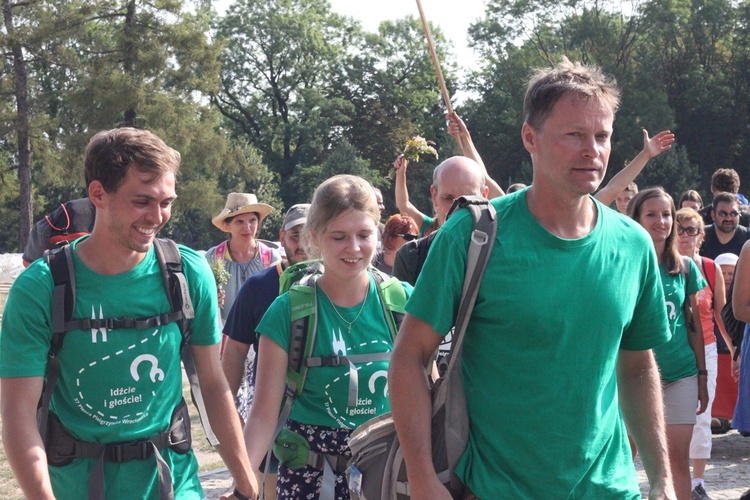 Wejście Pieszej Pielgrzymki Wrocławskiej na Jasną Górę cz. 6