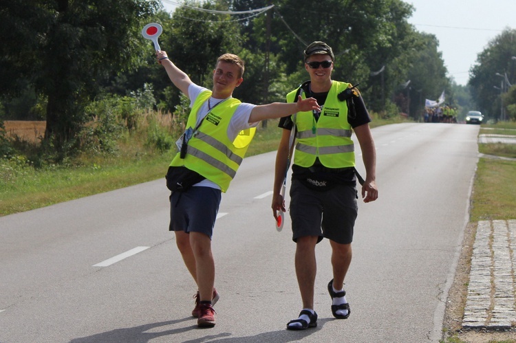 Wspólnota chrzanowska w drodze na Jasną Górę - czwartek