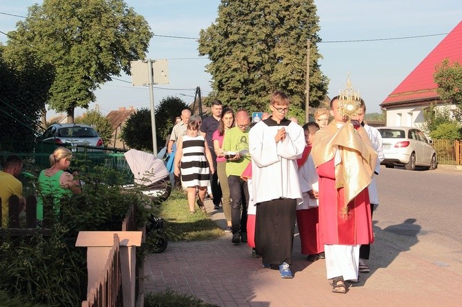 Ewangelizacja Wioskowa w parafii Sławsko.