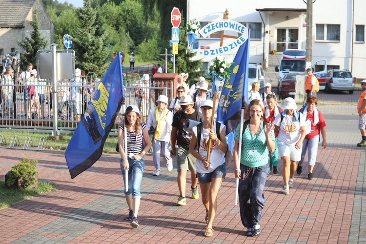 16. Czechowicka Pielgrzymka na Jasną Górę na trasie - 2017