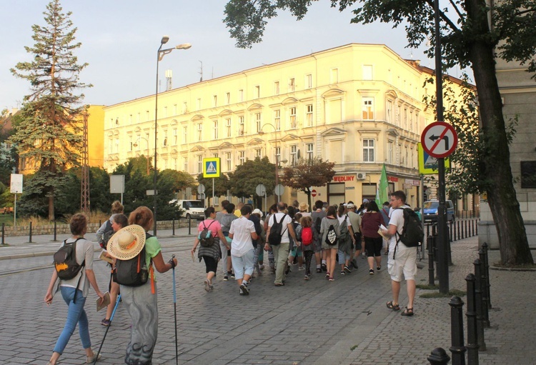 Piesza pielgrzymka na Górę Świętej Anny