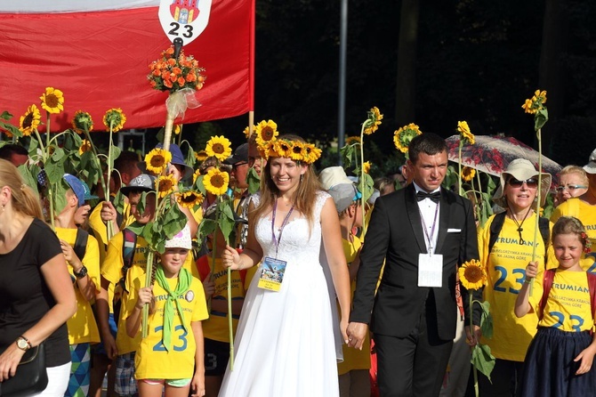 Piesza Pielgrzymka Krakowska wchodzi na Jasną Górę