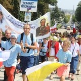 Powitanie 26. Pielgrzymki Diecezji Bielsko-Żywieckiej - grupy hałcnowskie - na Jasnej Górze - 2017