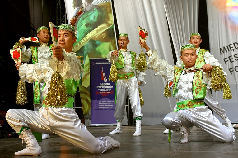 Koncert inauguracyjny 26. Międzynarodowego Festiwalu Folkloru w Strzegomiu