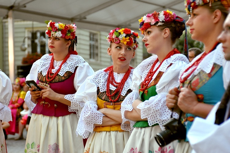 Koncert inauguracyjny 26. Międzynarodowego Festiwalu Folkloru w Strzegomiu