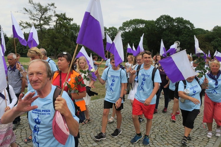 Pielgrzymi dotarli do Częstochowy