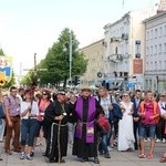 Pielgrzymka diecezji radomskiej - kolumny radomskie