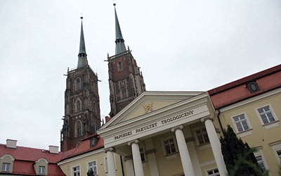 ▲	Papieski Wydział Teologiczny to dobry wybór na studia.