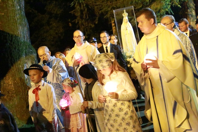 Nabożeństwo fatimskie w Pisarzowej