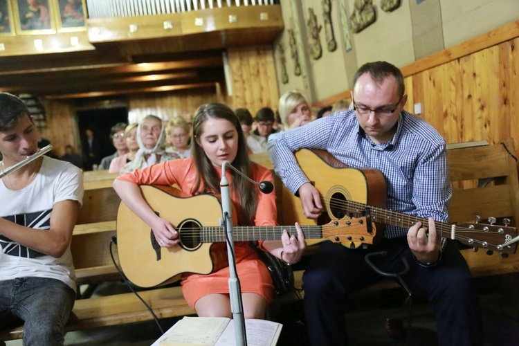 Nabożeństwo fatimskie w Pisarzowej