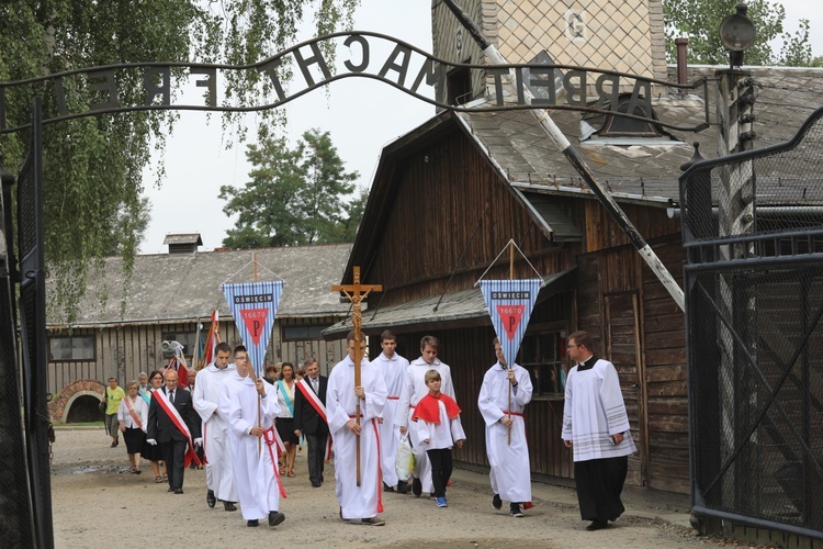 Obchody 76. rocznicy śmierci św. Maksymiliana w Oświęcimiu