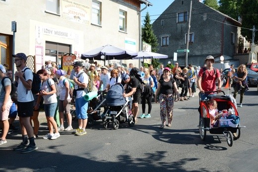 Pielgrzymkowe zejście z Góry św. Anny