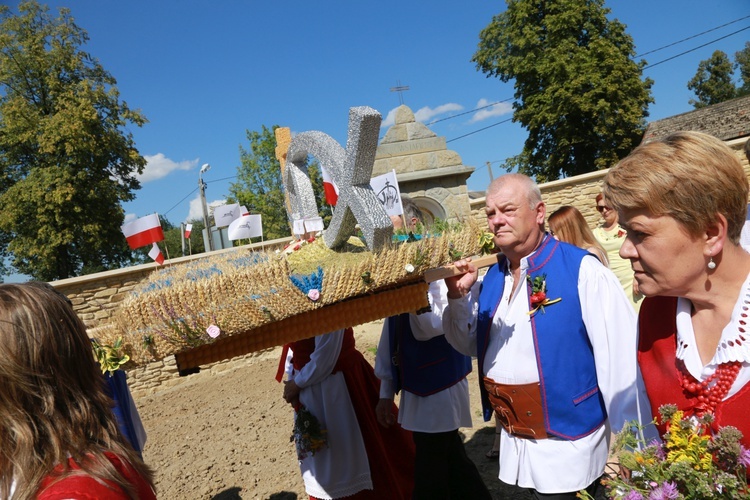 Dożynki w Sędziszowej/Siedliskach