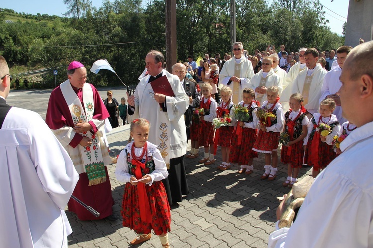 Poświęcenie kościoła w Woli Piskulinej