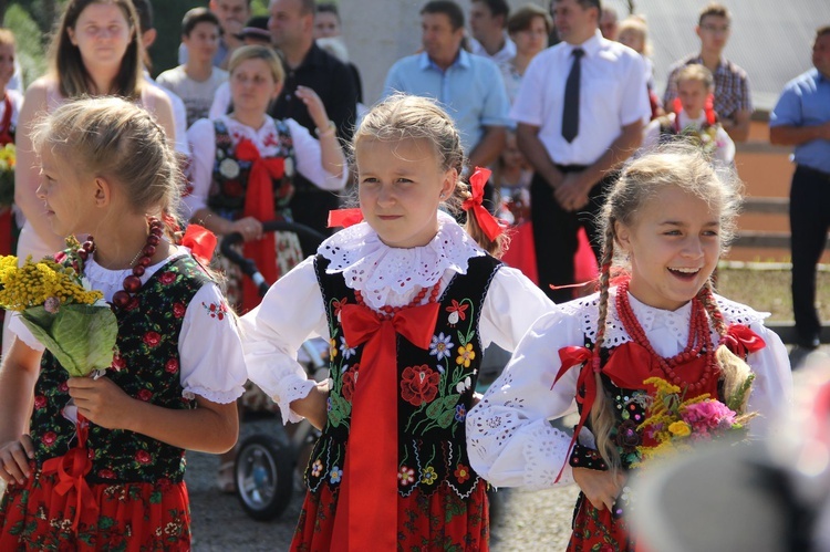 Poświęcenie kościoła w Woli Piskulinej